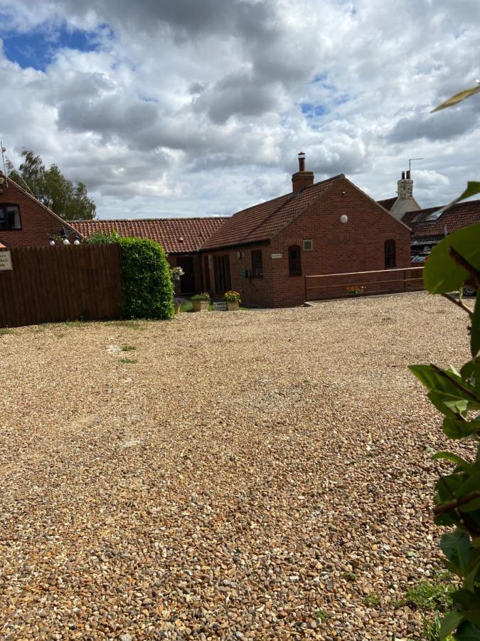 Willow Tree Cottages Newark upon Trent Екстериор снимка