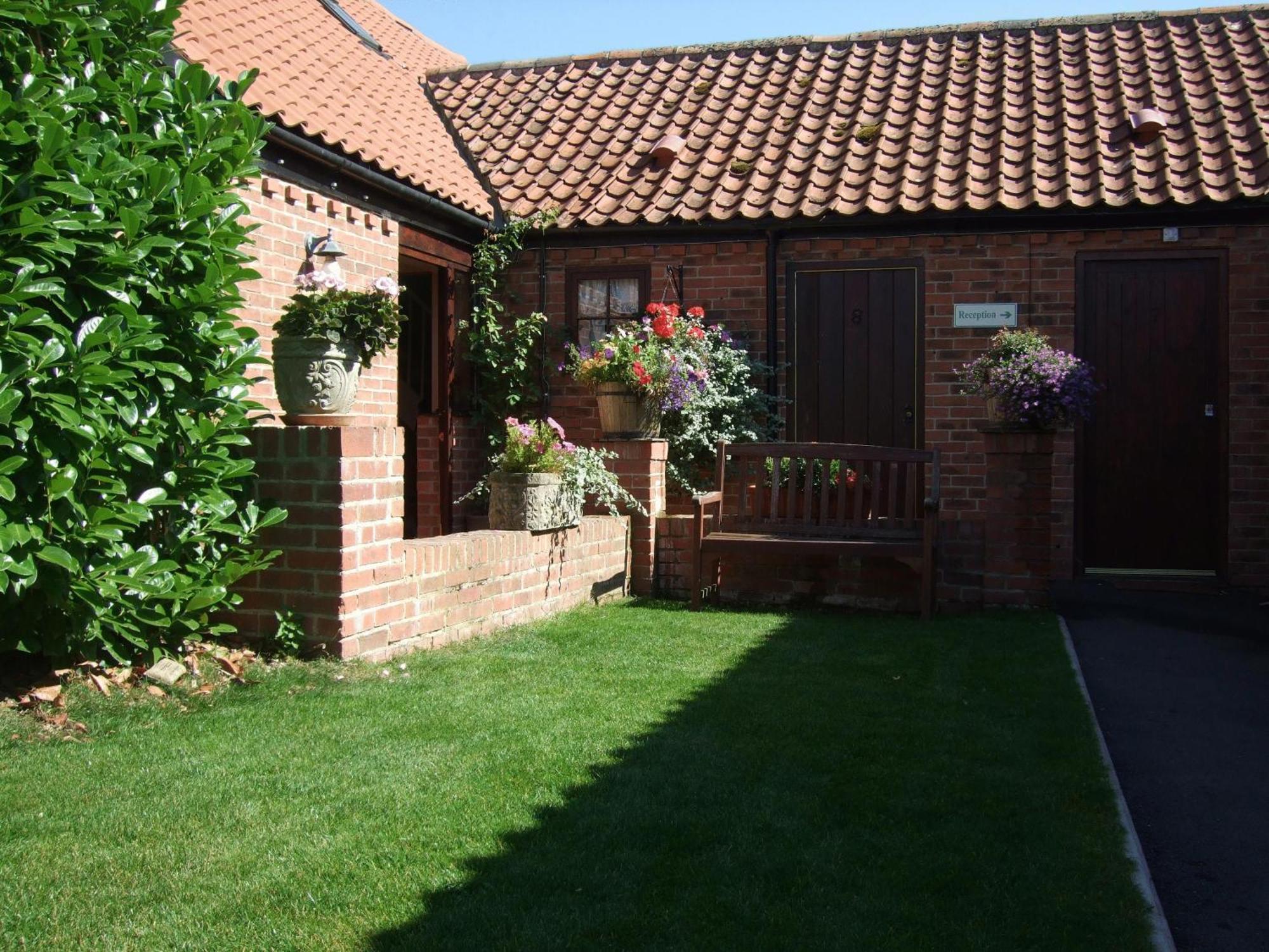 Willow Tree Cottages Newark upon Trent Екстериор снимка
